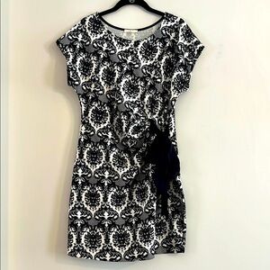 Lime N Chili Elegant Black and White Patterned Mini Dress Size L